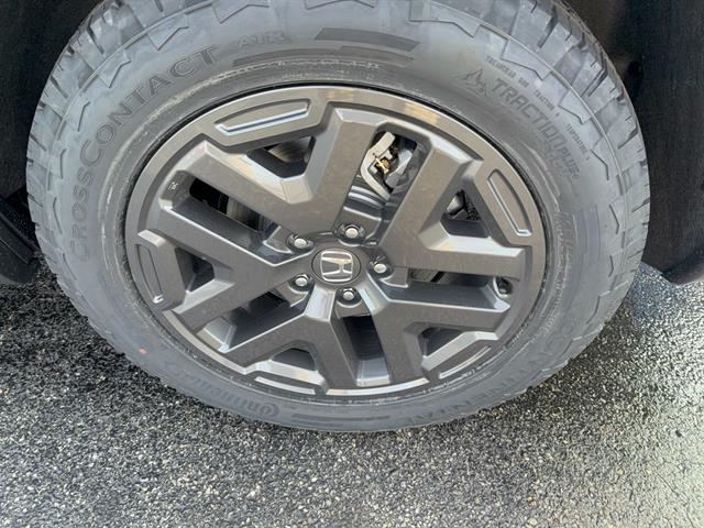 new 2026 Honda CR-V Hybrid car, priced at $39,000