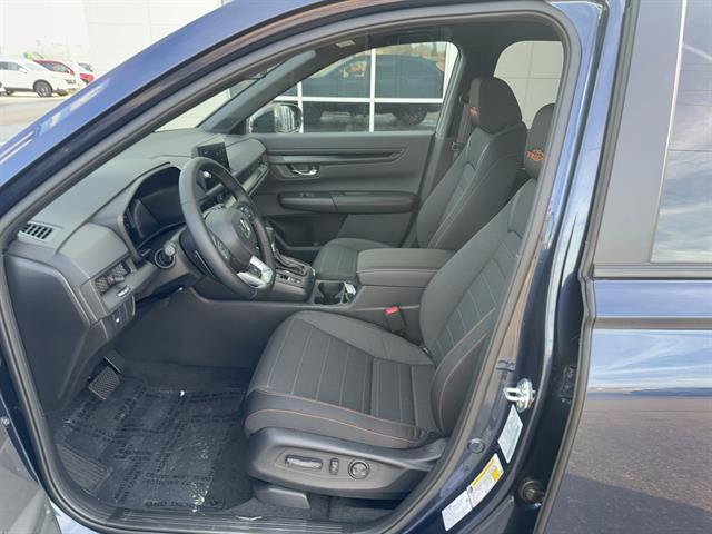 new 2026 Honda CR-V Hybrid car, priced at $39,000