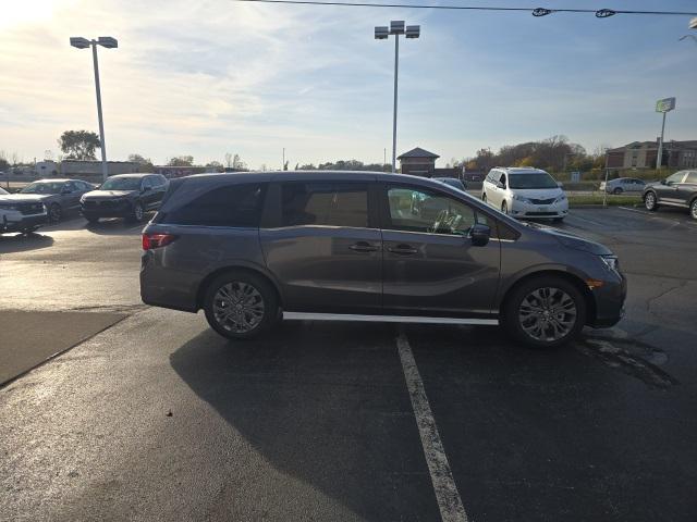 new 2025 Honda Odyssey car, priced at $46,000