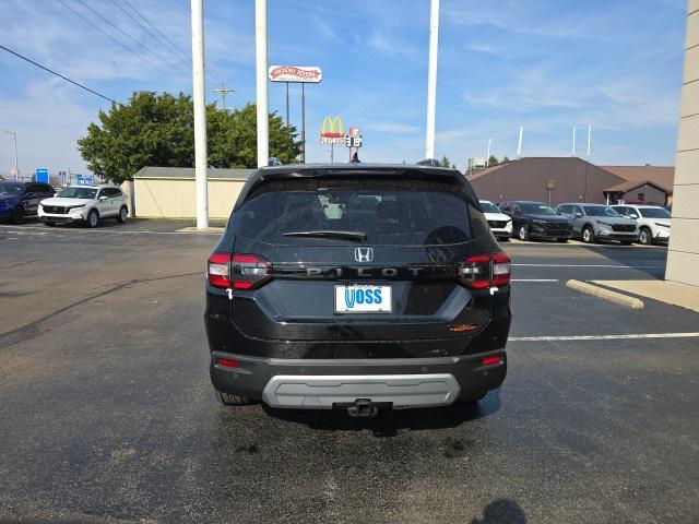 new 2025 Honda Pilot car, priced at $48,800