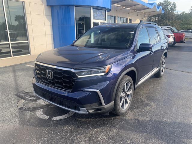 new 2025 Honda Pilot car, priced at $47,900