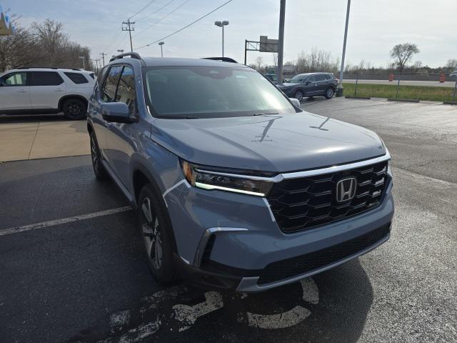 new 2025 Honda Pilot car, priced at $52,000