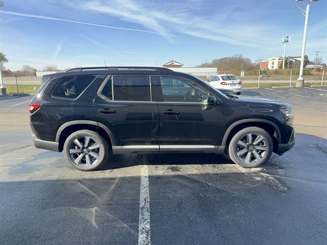 new 2025 Honda Pilot car, priced at $54,530