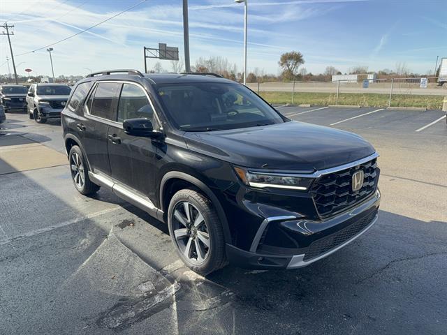 new 2025 Honda Pilot car, priced at $54,530