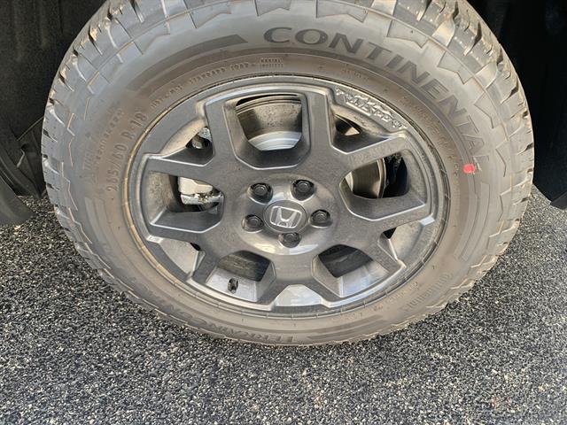 new 2025 Honda Pilot car, priced at $48,900