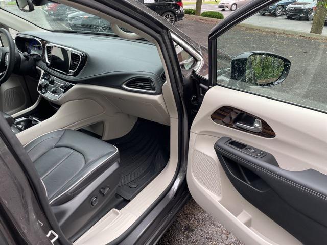 used 2023 Chrysler Pacifica car, priced at $42,600