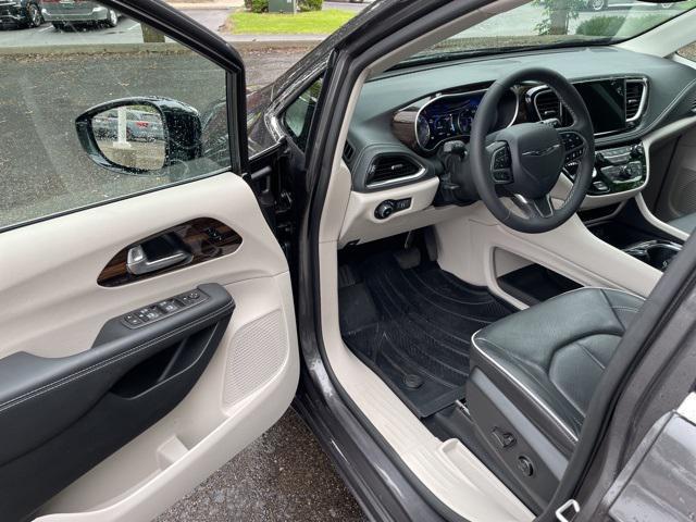 used 2023 Chrysler Pacifica car, priced at $42,600
