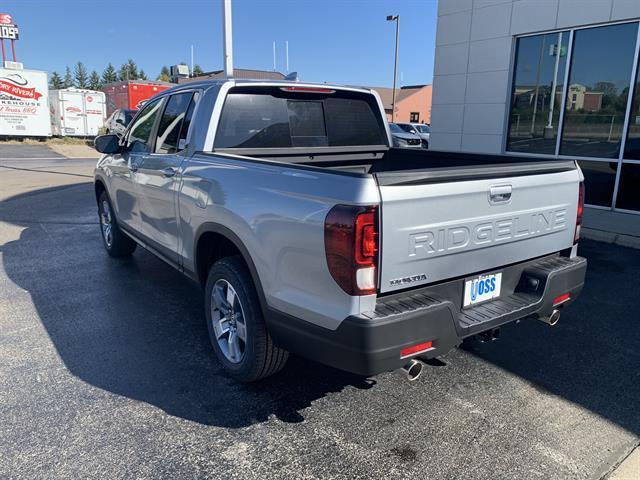 new 2026 Honda Ridgeline car, priced at $43,000