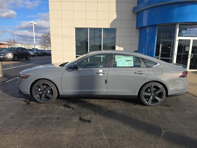 new 2025 Honda Accord Hybrid car, priced at $33,600