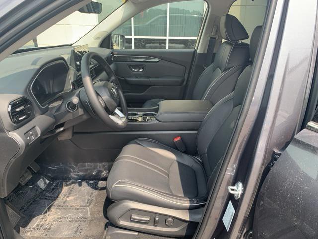 new 2025 Honda Pilot car, priced at $53,000
