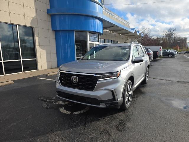 new 2025 Honda Pilot car, priced at $47,500