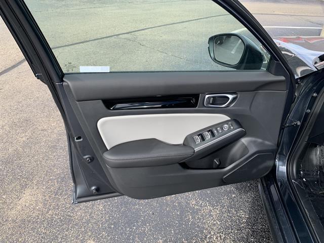 new 2026 Honda Civic Hybrid car, priced at $32,900