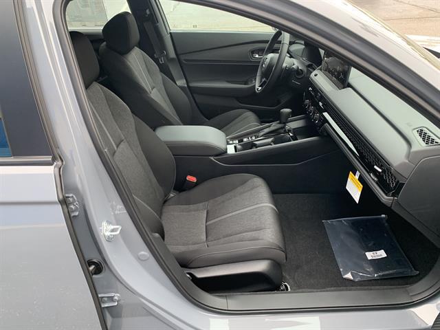 new 2025 Honda Accord Hybrid car, priced at $33,800