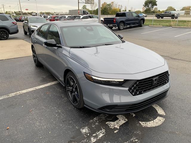 new 2025 Honda Accord Hybrid car, priced at $33,800