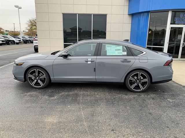 new 2025 Honda Accord Hybrid car, priced at $33,800