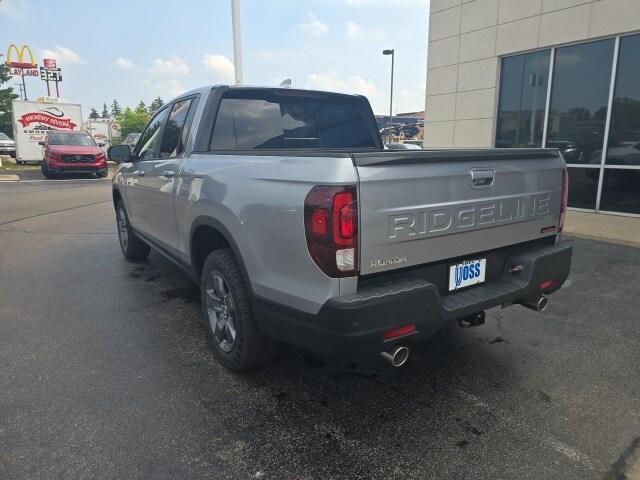 new 2024 Honda Ridgeline car, priced at $44,000