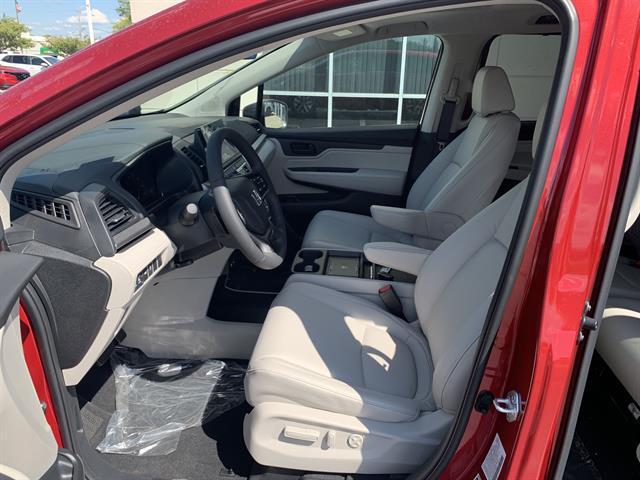 new 2026 Honda Odyssey car, priced at $43,100