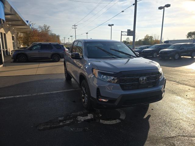 new 2025 Honda Ridgeline car, priced at $40,500