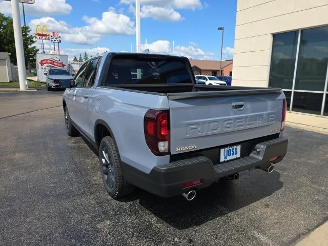 new 2024 Honda Ridgeline car, priced at $40,500