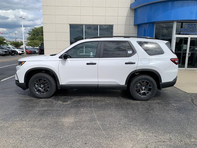 new 2025 Honda Pilot car, priced at $49,500