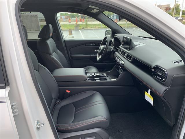 new 2025 Honda Pilot car, priced at $49,500