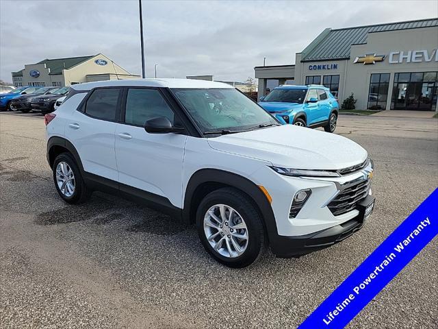 new 2025 Chevrolet TrailBlazer car, priced at $25,720