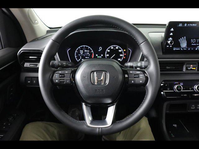 new 2025 Honda Pilot car, priced at $51,550