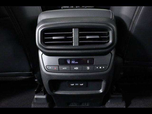 new 2025 Honda Pilot car, priced at $51,550