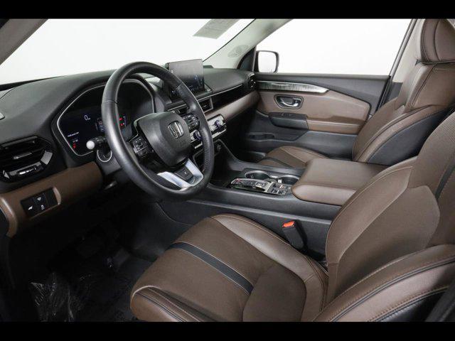 used 2024 Honda Pilot car, priced at $49,875