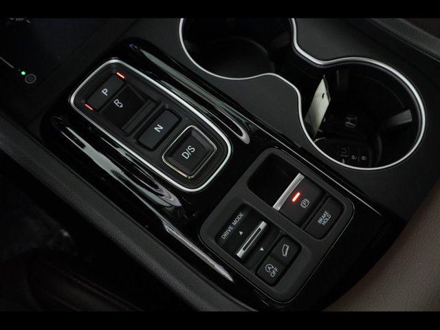 used 2024 Honda Pilot car, priced at $49,875