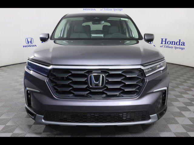 new 2025 Honda Pilot car, priced at $44,895