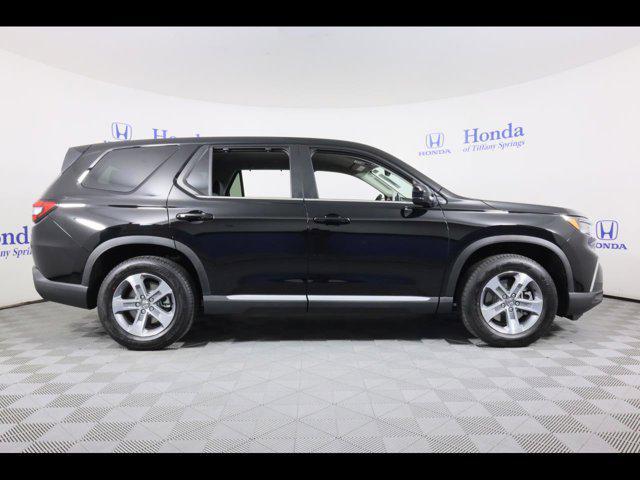 new 2025 Honda Pilot car, priced at $44,895