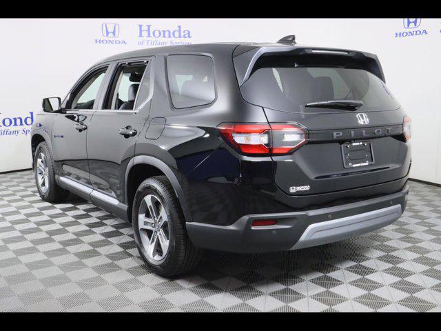 new 2025 Honda Pilot car, priced at $44,895