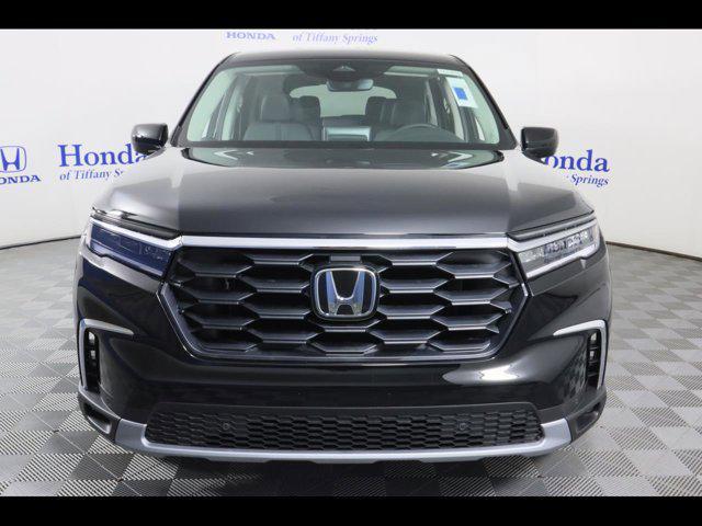 new 2025 Honda Pilot car, priced at $44,895