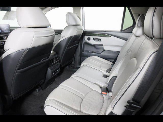 used 2023 Honda Pilot car, priced at $46,375