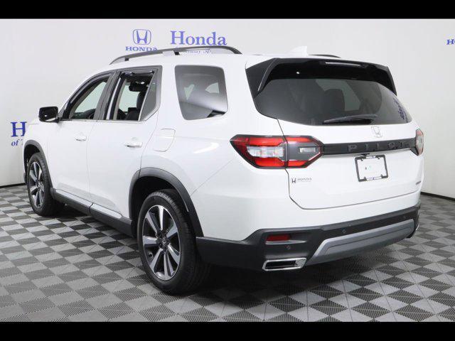 used 2024 Honda Pilot car, priced at $44,875