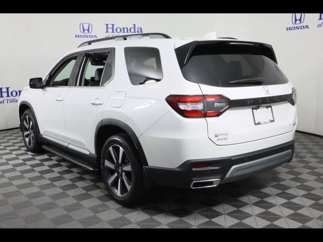 used 2023 Honda Pilot car, priced at $42,875