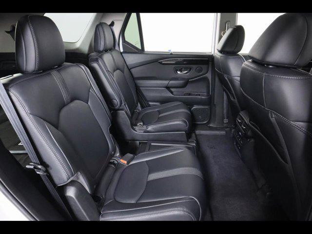 used 2023 Honda Pilot car, priced at $40,875