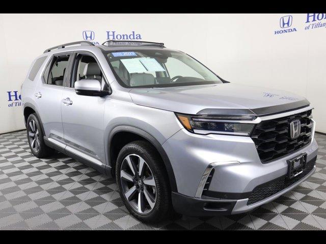 used 2023 Honda Pilot car, priced at $42,375