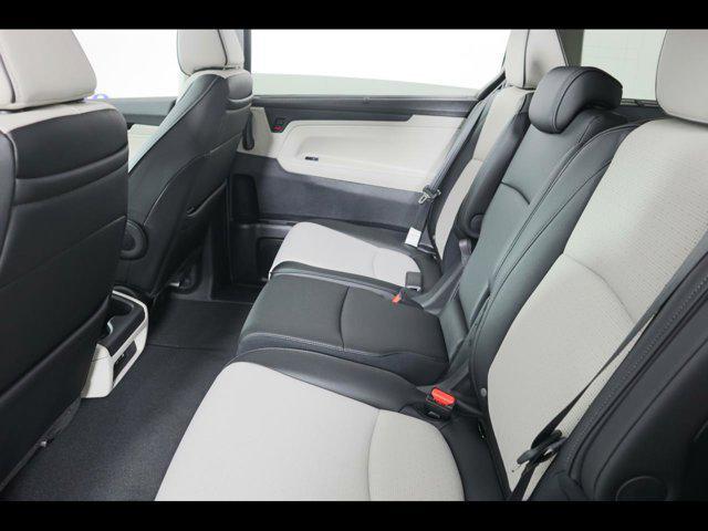 new 2025 Honda Odyssey car, priced at $52,275