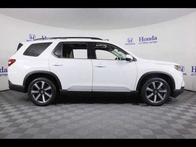 used 2023 Honda Pilot car, priced at $41,875