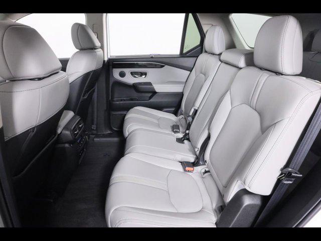 used 2023 Honda Pilot car, priced at $41,875