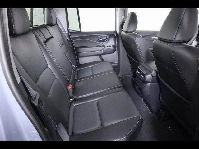 new 2025 Honda Ridgeline car, priced at $46,585