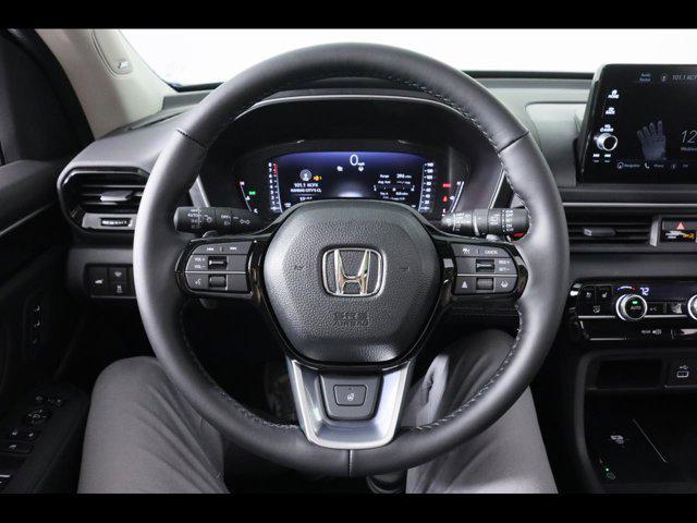 new 2025 Honda Pilot car, priced at $54,530