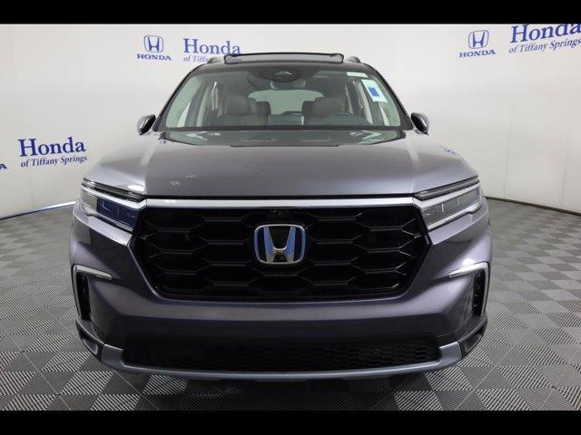 new 2025 Honda Pilot car, priced at $54,175