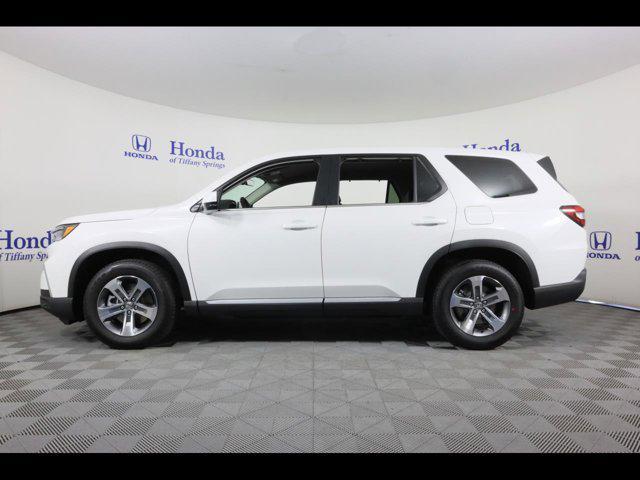 new 2025 Honda Pilot car, priced at $47,505