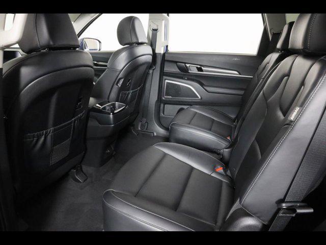 used 2024 Kia Telluride car, priced at $39,875