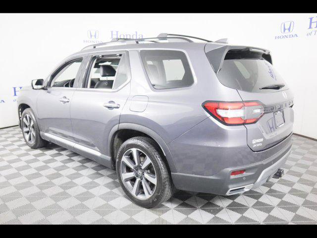 used 2023 Honda Pilot car, priced at $45,875