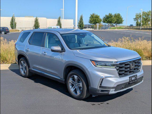 used 2025 Honda Pilot car, priced at $46,575