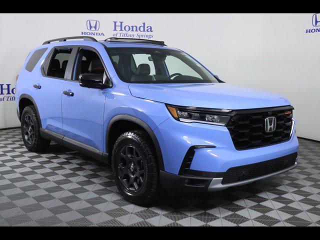 new 2025 Honda Pilot car, priced at $51,305